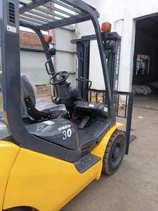 קומאטסו משומשים מלגזות יפניות מקוריות משומשות 30 קומאטסו FD30 30 3 טון 3 טון 3 טון 3 טון 3 שלבים תריסי דופלקס - Product Image 3