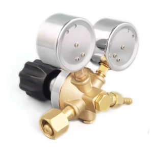 Régulateur de bouteille d'oxygène tout en laiton YQY-07 avec une pression d'entrée maximale de 15 MPa et un débit allant jusqu'à 40 M/h pour une utilisation en laboratoire médical - Product Image 6