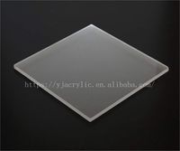 Vente en gros Feuille givrée transparente Découpe laser personnalisée Gravure découpée à la taille Tapis givré Feuille acrylique de plexiglas coulé