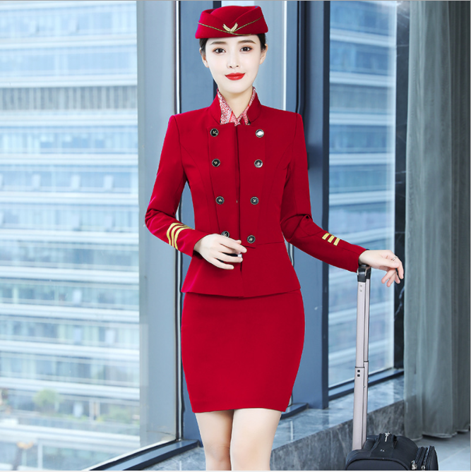 Costumes + robe rouge