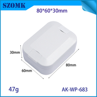 Boîtier de capteur extérieur compact 80*60*30mm en plastique ABS, indice de protection IP67, pour montage sur poteau, idéal pour l'IoT agricole