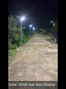 Juego de 4 Luces Solares LED para Jardín, IP65, Blanco Cálido, de Aluminio, Impermeables, para Patio, Decoración Navideña para Árboles, Alimentación por CC - Product Image 5