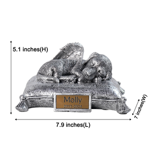 Urna per Ceneri di Cane in Resina Personalizzabile (Disponibile negli USA, Spedizione Rapida) - Design Cucciolo Angelo su Cuscino, Targa Incidibile per <span class=keywords><strong>Nome</strong></span>/Data - Product Image 6