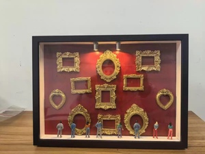 Kit Fai-da-Te per Mini Museo in Scatola con Cornici Dorate e Statuine, Espositore per Foto e Ricordi di <span class=keywords><strong>Famiglia</strong></span>, Portagioie - Product Image 2