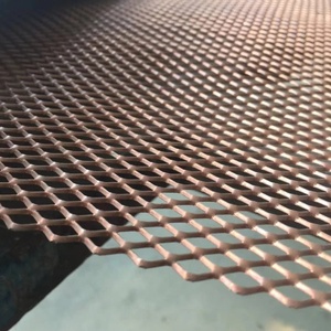 Piso de Aluminio Perforado Reforzado con Rejilla de Diamantes para Pasarelas y Techos con Servicio de Corte - Product Image 4