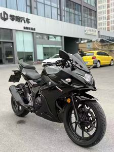 Moto Usata Suzuki GSX250, Moto Sportiva Entry-Level con Carenatura Completa e <span class=keywords><strong>Carrozzeria</strong></span> Aggressiva, Moto a Benzina - Product Image 4