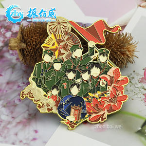 Distintivo Commemorativo Personalizzato con <span class=keywords><strong>Nome</strong></span> Cinese, Foto di Famiglia, Alta Qualità, Metallo 3D con Smalto Morbido - Product Image 2