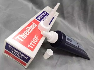 ThreeBond 1110F Mastic silicone liquide anaérobie – Scellant haute résistance pour tuyaux et filetages métalliques, emballage de construction - Product Image 6