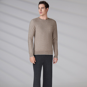 เสื้อสเวตเตอร์คอวี แขนยาว ผ้าคอตตอน 100% สำหรับผู้ชาย แต่งขอบตัดกันแบบพิเศษ เนื้อผ้านุ่ม สวมใส่สบาย มีกระเป๋า - Product Image 4