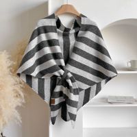 Poncho triangulaire noué en fausse pashmina rayée, coupe-vent, pour femme, en tricot, châle cape à nouer devant, en polyester, pour adulte, enveloppant.