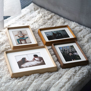 Marco de <span class=keywords><strong>Fotos</strong></span> Rectangular de <span class=keywords><strong>Madera</strong></span> Maciza de Nogal Negro de 5x7, Hecho a Mano <span class=keywords><strong>en</strong></span> China Continental para Decoración del Hogar - Product Image 4