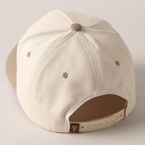 Vente en gros Casquette de camionneur en sergé de coton à 5 panneaux structurés bicolores de haute qualité Casquette de sport pour hommes et femmes avec protection solaire à bord incurvé - Product Image 4