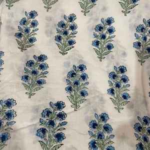 Ensemble de pyjama en coton léger imprimé à la main pour femmes, tissu doux et respirant, idéal pour se détendre, dormir et porter au quotidien - Product Image 5