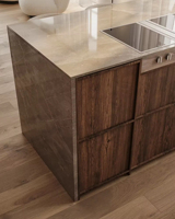 Armoire de cuisine Vermonhouzz Intérieurs pratiques avec grand espace de tiroir et armoires de cuisine d'îlot d'aspect moderne