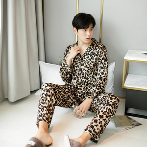 <span class=keywords><strong>Pijamas</strong></span> de leopardo <span class=keywords><strong>para</strong></span> hombres y mujeres, ropa de dormir con solapa <span class=keywords><strong>para</strong></span> amantes, ropa de casa, camisa, pantalones, <span class=keywords><strong>parejas</strong></span> de seda helada, 2 uds. - Product Image 4