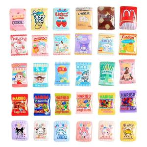 Dessin animé mignon fille épingle à cheveux corde indésirable coque de téléphone accessoires résine breloques <span class=keywords><strong>coeur</strong></span> bonbons Snack sac réfrigérateur autocollant tasse - Product Image 5