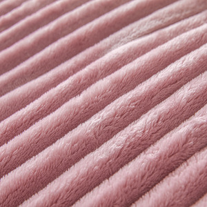 Bán Buôn Siêu Mềm Tùy Chỉnh Thiết Kế Màu Sắc Rắn Trang Trí Nội Thất Fluffy Đồng Bằng Sọc Kết Cấu Flannel Lông Cừu Ném Chăn - Product Image 5