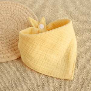 Bavoirs triangulaires pour bébés en vente chaude, imprimés adorables, dessin animé, bouton d'ouverture, coton doux, bavoirs pour bébés garçons et filles - Product Image 6