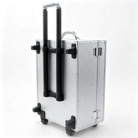 Valise de présentation en aluminium argenté avec roulettes, poignée télescopique et tiroir, et mousse EPE personnalisée