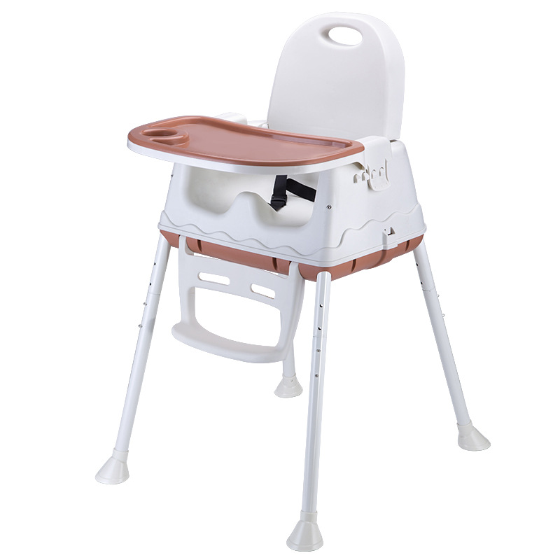 Roues de chaise de salle à manger marron