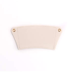 Portavasos de Café con Cadena de Perlas Portátil, Funda de Cuero PU para Bebidas para Mujer, Portavasos Reutilizable para Llevar, Personalizado OEM - Product Image 4