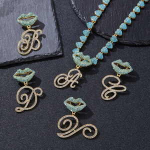 Coeur glacé chaîne cubaine cristal papillon initiales nom pendentif collier glacé lettres cursives rappeur collier bijoux - Product Image 6