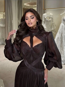 Nuovo Design 2026: Elegante Abito Traforato <span class=keywords><strong>con</strong></span> Vita Stretta e <span class=keywords><strong>Spacco</strong></span> Alto. - Product Image 3