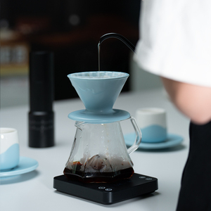 ชุดกาแฟดริปพกพาพร้อมแก้วเซิร์ฟเวอร์ทรงภูเขาไฟ ชุดกาแฟเดินทางพร้อมกระเป๋าเดินทาง - Product Image 4