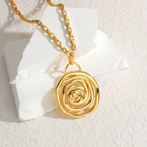 Kalung Unik Serbaguna Lapis Emas 18K Bahan Stainless Steel Tiga Cincin Spiral Siput Rantai Bambu Sporty Trendi Perhiasan Pesta Hadiah - Product Image 5