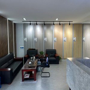 2025 nuevo suelo laminado <span class=keywords><strong>de</strong></span> <span class=keywords><strong>parquet</strong></span> Popular 8mm 10mm 12mm AC3 AC4 <span class=keywords><strong>AC5</strong></span> tablón <span class=keywords><strong>de</strong></span> suelo <span class=keywords><strong>precio</strong></span> <span class=keywords><strong>de</strong></span> fábrica - Product Image 2