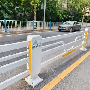 Barandilla <span class=keywords><strong>de</strong></span> Seguridad Vial Moderna Anticorrosiva <span class=keywords><strong>de</strong></span> Acero Galvanizado con Recubrimiento <span class=keywords><strong>de</strong></span> Diamante Reflectante, Barandillas Cuadradas para Exteriores, Barreras <span class=keywords><strong>de</strong></span> Tráfico con Recubrimiento Epóxico - Product Image 1