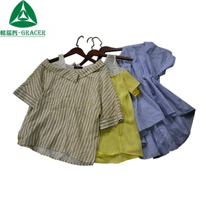 Stock <span class=keywords><strong>di</strong></span> Fabbrica, Vendita all'Ingrosso <span class=keywords><strong>di</strong></span> Balle <span class=keywords><strong>di</strong></span> <span class=keywords><strong>Abbigliamento</strong></span> Usato VIP per Donna, Magazzino <span class=keywords><strong>di</strong></span> Vestiti Usati - Product Image 2
