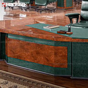 Scrivania Classica 6835 in MDF per Ufficio Direzionale, Grande Tavolo 3,4m con Seduta in Pelle Verde, Set Scrivania e Sedia Executive - Product Image 5