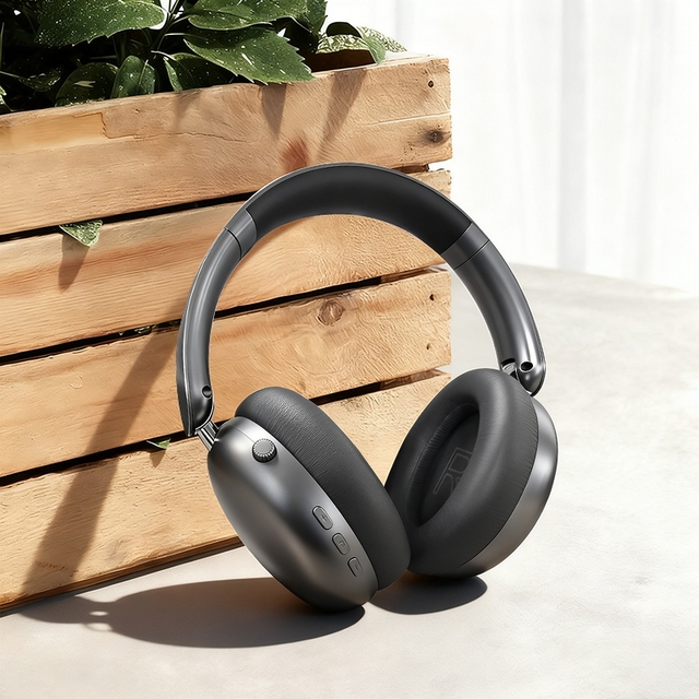 Active Noise Cancelling Over-ear Headphones Wireless Earphones Full-coverage Ear Cups Sports with Microphone Ultra-long Standby