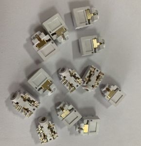 Prise de port de prise <span class=keywords><strong>casque</strong></span> de remplacement de 3.5mm pour <span class=keywords><strong>Xbox</strong></span> <span class=keywords><strong>One</strong></span> <span class=keywords><strong>S</strong></span> Controller Part Audio Headset Port Socket - Product Image 6