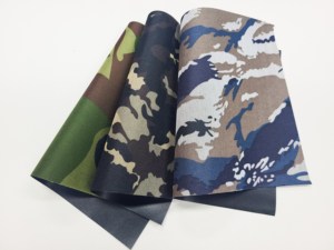 Tissu imprimé camouflage Theamal pour chaise de plage, tissu Oxford en polyester enduit de PVC imprimé camouflage 600 deniers - Product Image 1