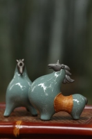 Objet décoratif Art Déco en bambou tressé en forme de petit cheval pour anniversaire, fabriqué en Chine