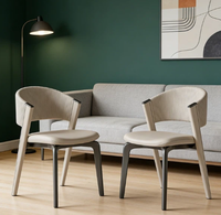 Chaise de salle à manger moderne avec structure en métal et revêtement en cuir pour restaurant, hôtel, maison, cuisine, mariage, banquet, mobilier