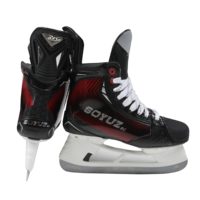 Location de patins de hockey sur glace professionnels durables en fibre de carbone avec bâton de hockey sur glace et rondelle