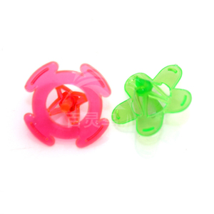 Directement de la Chine Promotionnel le <span class=keywords><strong>Plus</strong></span> Populaire Pot À <span class=keywords><strong>Toupie</strong></span> En Plastique MIni Petits Jouets Pour La Vente En Gros - Product Image 5
