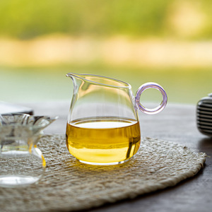 Taza de cristal de borosilicato de alta resistencia con asa redonda morada, dispensador de té para juego de té Kung Fu, uso en el té de la tarde - Product Image 2