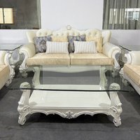 Ensemble de meubles de salon européens de luxe, canapé en bois et table basse avec rembourrage en éponge