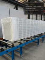 Toiture métallique isolée en laine de roche avec bordure en polyuréthane, ignifuge et écologique, pour la rénovation de bâtiments à structure en acier, usine