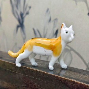 Figurine de chat en verre de Murano, orange et blanc, décoration de bureau moderne, forme irrégulière, ornement de table, cadeau d'anniversaire - Product Image 3