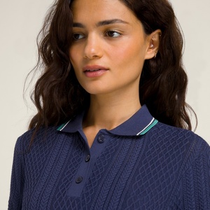 Jupes de golf et de tennis respirantes à col en V pour femmes, plissées à la moitié, avec perforations, fabrication OEM/ODM en gros - Product Image 4