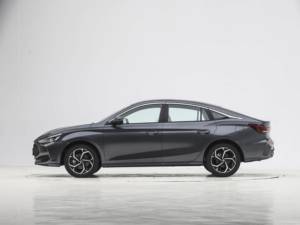 MG5 d'occasion pas cher, berline à moteur atmosphérique, véhicules automatiques, conduite à gauche, bien entretenue, voiture d'occasion durable - Product Image 4