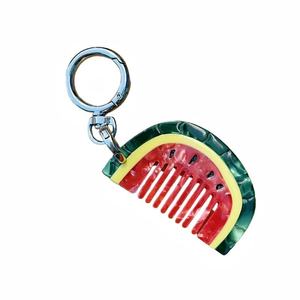 Wow Sheila personnalisé filles maquillage coiffure animaux mignons conception petit acétate porte-clés peigne à cheveux à la mode sac à dos pendentif - Product Image 6