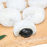 Mochi Fengmai fourré au sésame noir et à la pâte de haricot rouge 218g - Adoré par tous les âges
