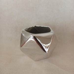 Nuevo diseño de oro rosa geométrica cerámica pote de flor planta suculenta olla artificial planta olla de oro - Product Image 5