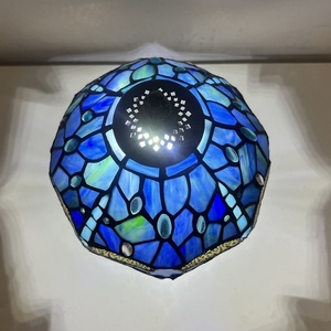 Lámpara de Mesa LongHuiJing de Estilo Escandinavo con Cúpula de Vidrio de 8 Pulgadas, Diseño de Libélula Azul Marino, LED, Hecha a Mano, Estilo Vintage - Product Image 3